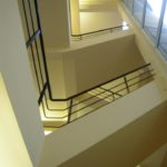 l'autre côté de l'école ace bâtiment secondaire auderghem